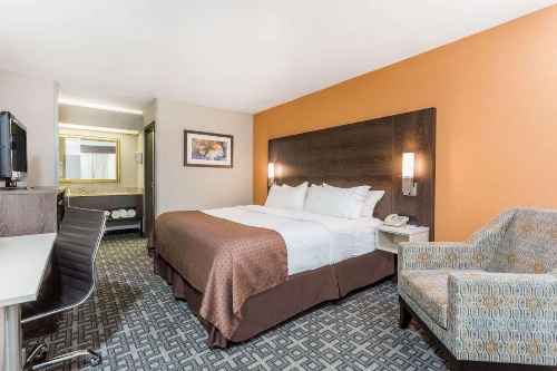 Ramada by Wyndham Augusta Fort Gordon image 13